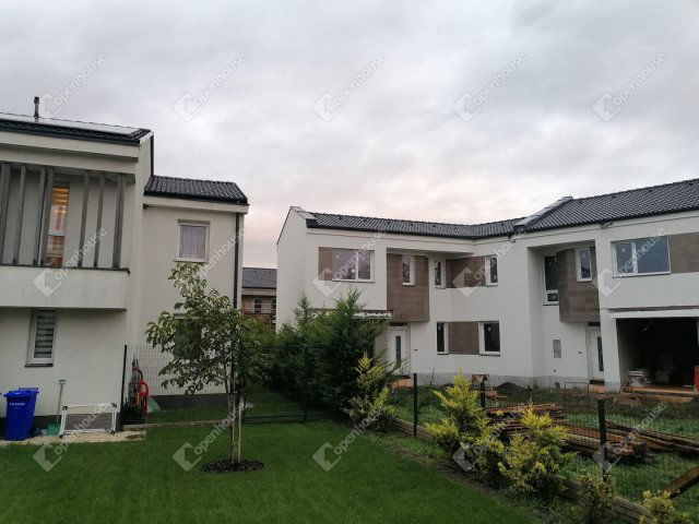 Eladó sorház, Debrecenben 134.99 M Ft, 4 szobás