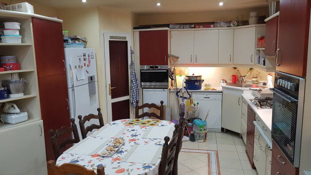 Kiadó családi ház, albérlet, Pécsett 85 E Ft / hó, 1 szobás