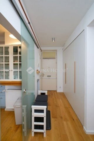 Eladó téglalakás, Budapesten, XII. kerületben 175 M Ft, 3 szobás