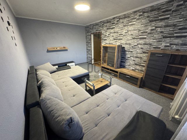 Kiadó panellakás, albérlet, Százhalombattán, Jedlik Ányos utcában