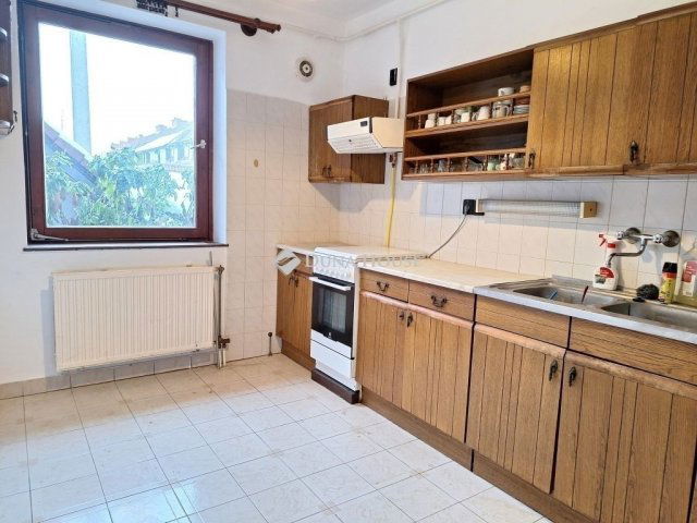 Eladó családi ház, Kecskeméten 83.9 M Ft, 4 szobás