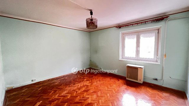 Eladó téglalakás, Budapesten, X. kerületben 37.9 M Ft, 1 szobás