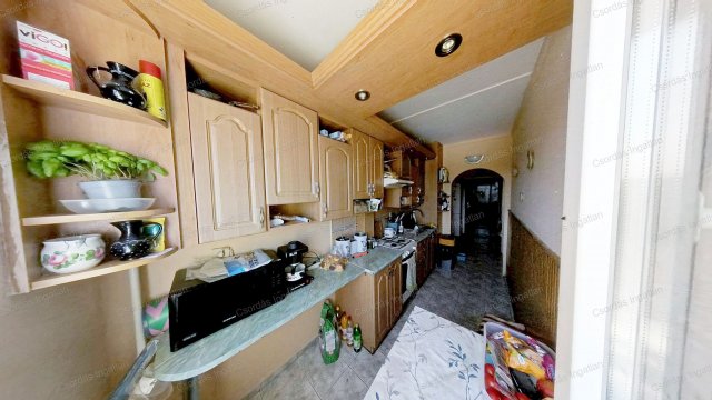 Eladó panellakás, Veszprémben, Haszkovó utcában 46.9 M Ft