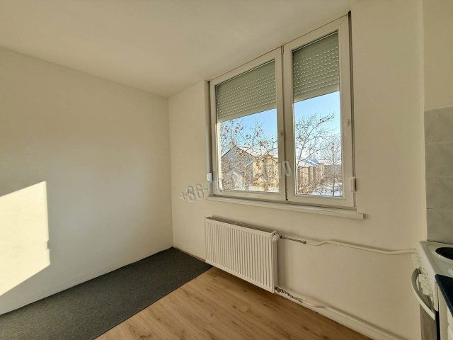 Kiadó téglalakás, albérlet, Oroszlányban 120 E Ft / hó