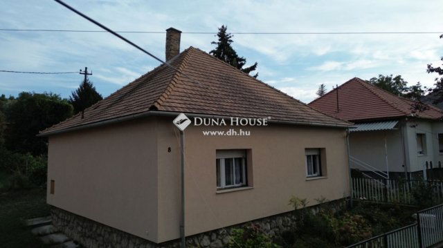 Eladó családi ház, Lábatlanon 45 M Ft, 3 szobás