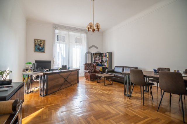 Eladó téglalakás, VII. kerületben, Wesselényi utcában