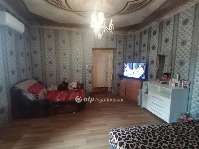 Eladó családi ház, Kiskőrösön 27 M Ft, 4 szobás