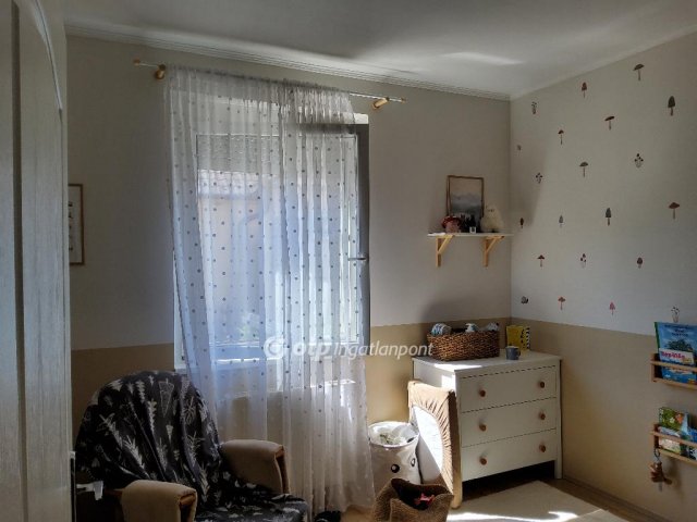 Eladó családi ház, Bagon 82.9 M Ft, 3+1 szobás