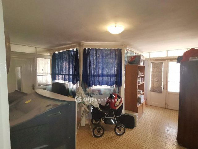 Eladó családi ház, Magyarbánhegyesen 8.5 M Ft, 3 szobás