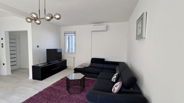 Kiadó családi ház, albérlet, Debrecenben 400 E Ft / hó