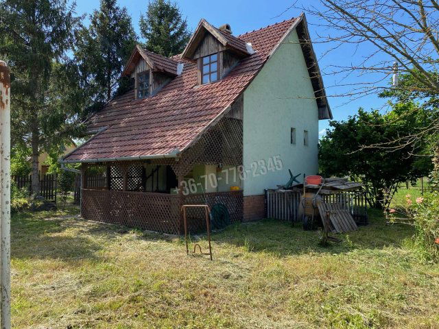 Eladó nyaraló, Békésen 7.5 M Ft, 2 szobás