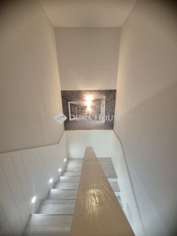 Eladó ikerház, Budapesten, XVIII. kerületben 166.5 M Ft, 4 szobás