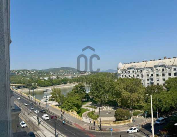 Eladó téglalakás, Budapesten, V. kerületben 149 M Ft, 3 szobás