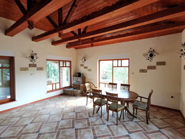 Eladó családi ház, Felsőlajoson 100 M Ft, 4 szobás