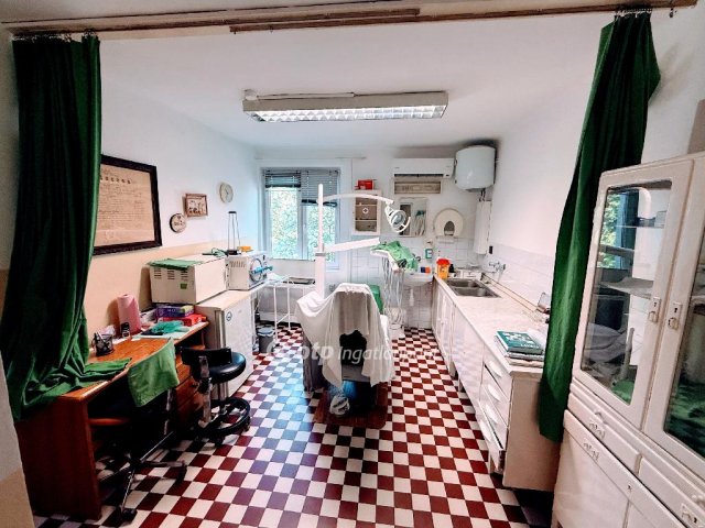 Eladó családi ház, Dunaföldváron 55 M Ft, 6 szobás