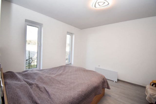 Kiadó családi ház, albérlet, Debrecenben 380 E Ft / hó