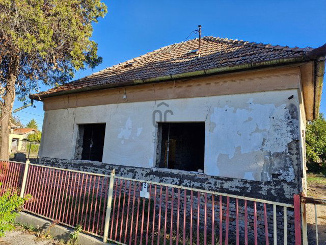 Eladó családi ház, Abonyban 18.9 M Ft, 3 szobás