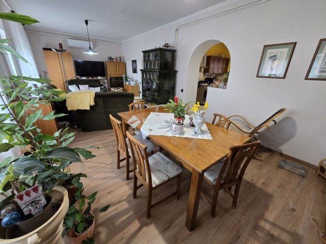 Eladó családi ház, Veszprémben 119 M Ft, 4 szobás