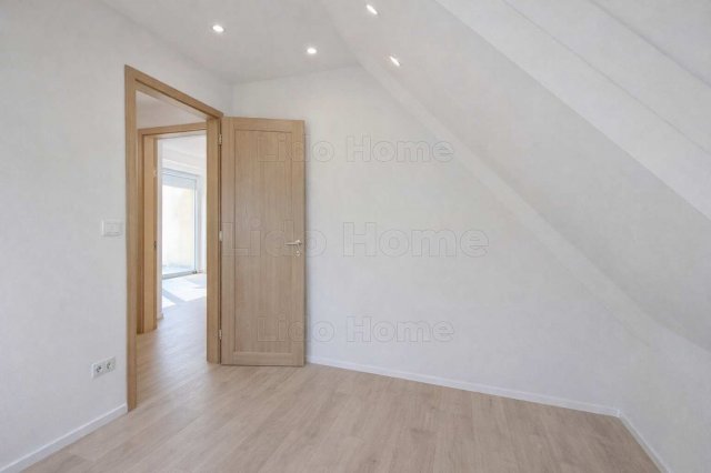 Eladó téglalakás, Balatonberényben 79 M Ft, 3 szobás