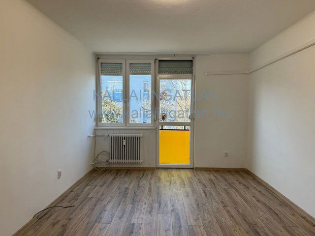 Eladó téglalakás, Nyíregyházán, Északi körúton 41.9 M Ft