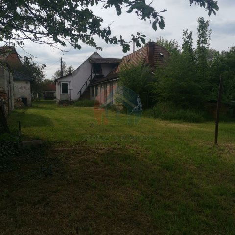 Eladó családi ház, Sopronban 25 M Ft, 2 szobás