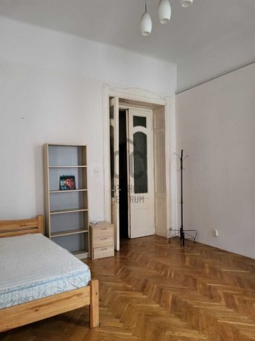 Eladó téglalakás, Budapesten, VI. kerületben 79 M Ft, 3 szobás