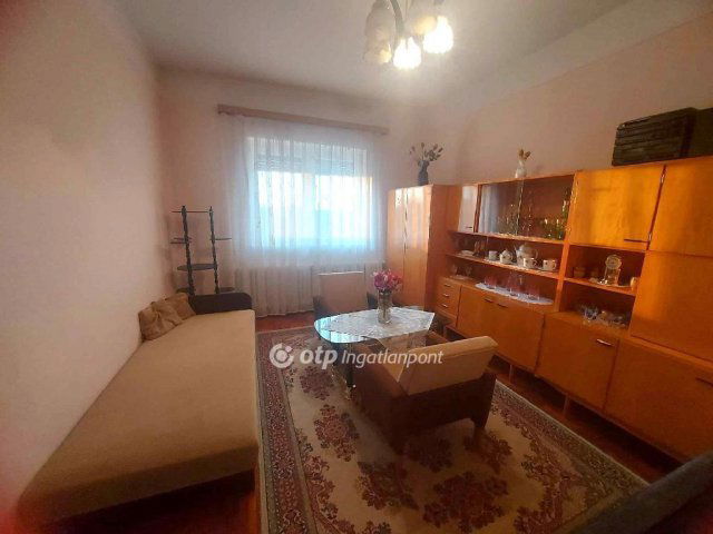 Eladó családi ház, Hosszúpályin 45 M Ft, 3 szobás