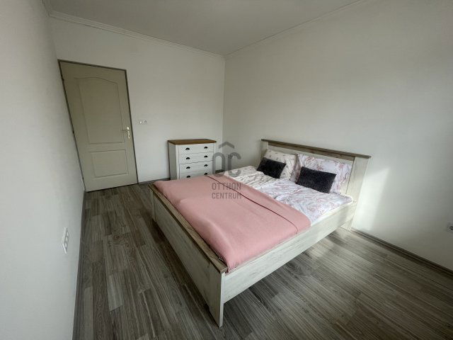 Eladó családi ház, Nyírpazonyon 78.9 M Ft, 6 szobás