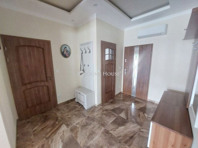 Eladó családi ház, Dunakeszin 250 M Ft, 4 szobás