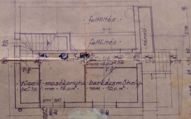 Eladó családi ház, Kaposváron 42.9 M Ft, 2 szobás