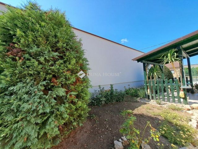 Eladó családi ház, Villányban 39.9 M Ft, 2 szobás