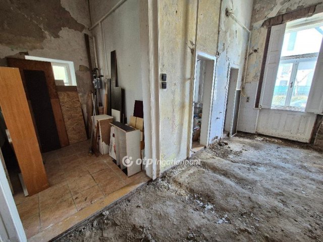 Eladó üzlethelyiség, Szentesen 25 M Ft / költözzbe.hu