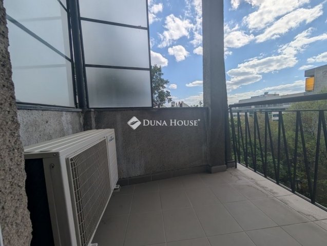 Eladó téglalakás, Budapesten, II. kerületben 129 M Ft, 2 szobás