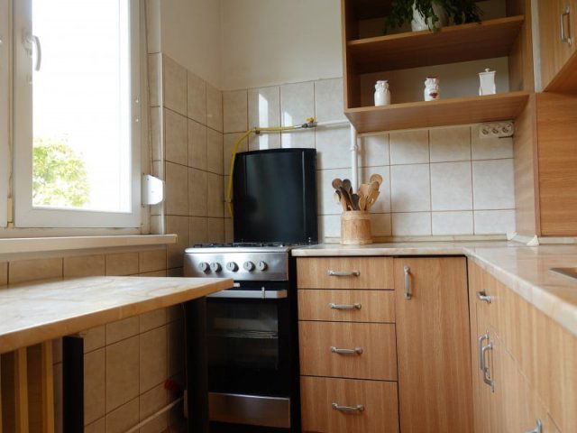 Eladó panellakás, Szegeden 44.9 M Ft, 2 szobás