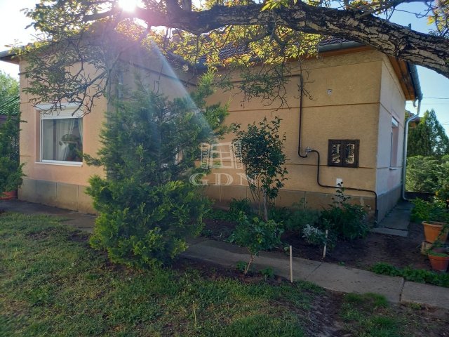 Eladó családi ház, Bordányon 55.5 M Ft, 3 szobás