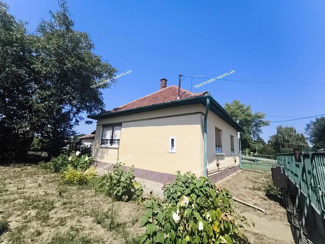 Eladó családi ház, Tiszasülyön, Móra Ferenc úton 7.99 M Ft
