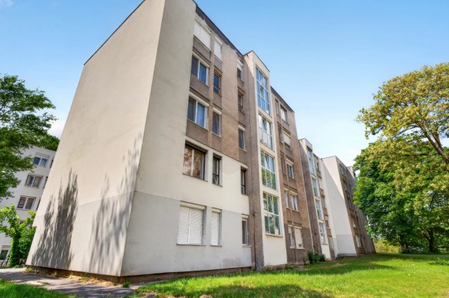 Eladó téglalakás, Tatabányán 41 M Ft, 2 szobás