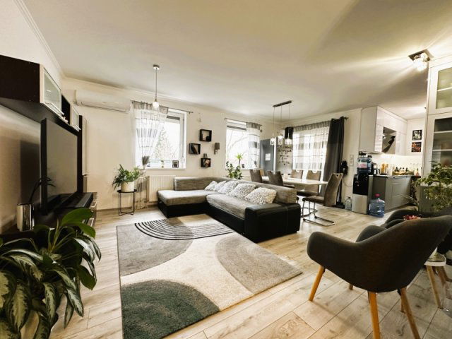 Eladó téglalakás, Pécsett 89.9 M Ft, 3 szobás