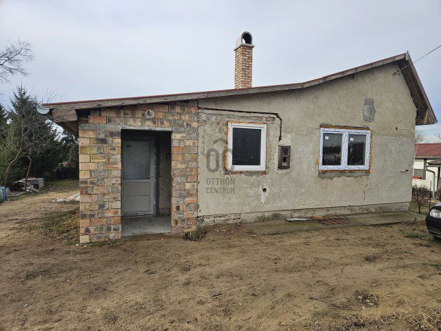 Eladó családi ház, Debrecenben 22.99 M Ft, 2 szobás