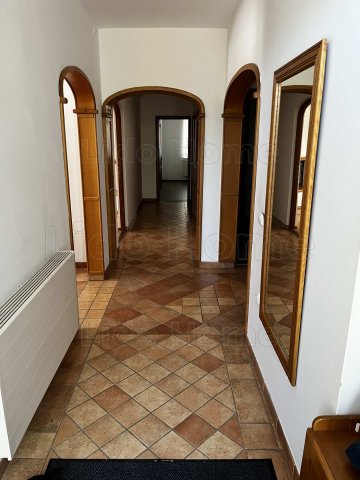 Kiadó téglalakás, albérlet, Balatonfüreden 440 E Ft / hó