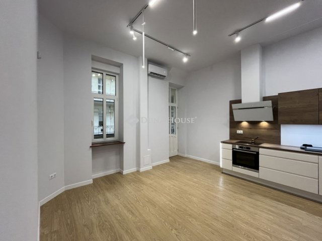 Eladó téglalakás, Budapesten, II. kerületben 189.5 M Ft