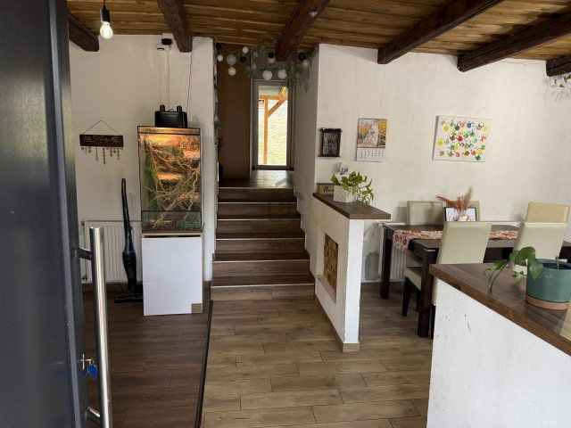 Eladó családi ház, Pécsett 62.9 M Ft, 3 szobás