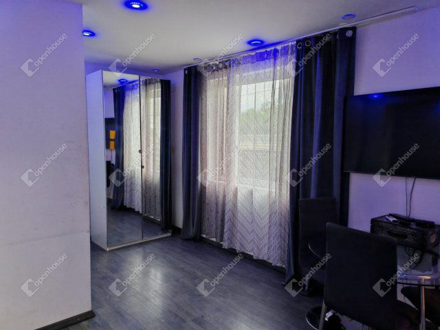 Eladó családi ház, Üllőn 22 M Ft, 1 szobás