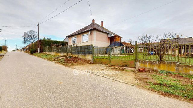 Eladó családi ház, Tiszabercelen 34 M Ft, 2+1 szobás