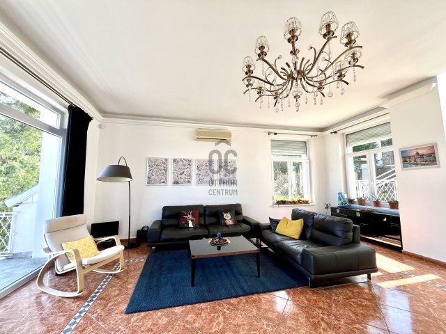 Eladó családi ház, Budapesten, III. kerületben 315 M Ft