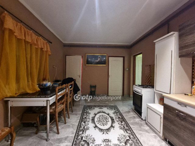 Eladó családi ház, Szerecsenyen 42.99 M Ft, 2 szobás