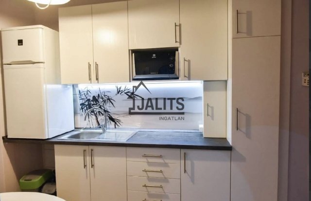 Kiadó téglalakás, albérlet, VI. kerületben, Bajnok utcában