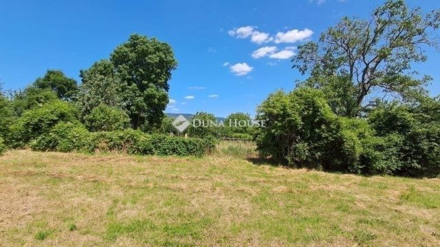 Eladó családi ház, Bakonyán 38.5 M Ft, 2 szobás