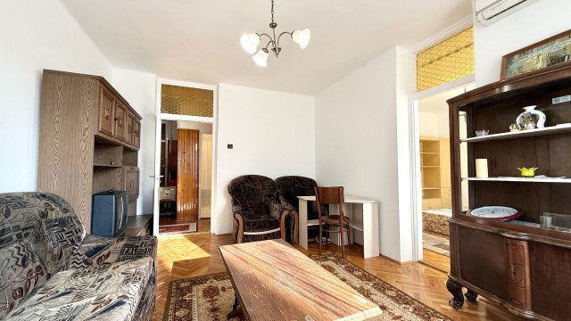 Kiadó téglalakás, albérlet, Debrecenben 210 E Ft / hó, 3 szobás