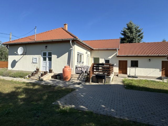 Eladó családi ház, Hevesen 55 M Ft, 2 szobás